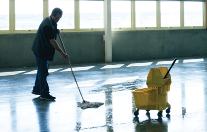 5 Enhancements That Make a Difference in Warehouse Cleanliness