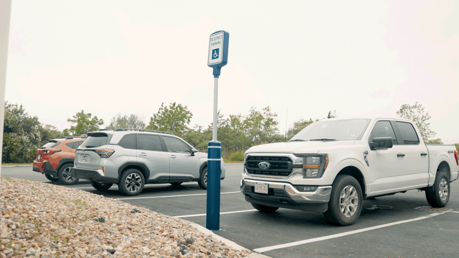 McCue BumperSign FLEX Wind Testing GIF
