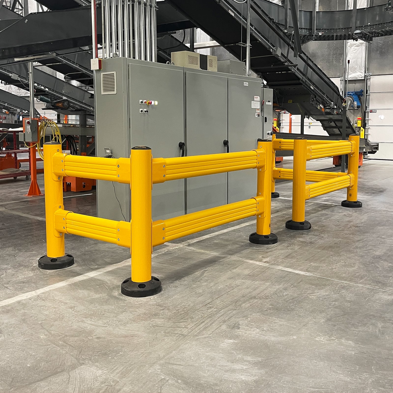 SafeStop GuardRail with FloorGuard