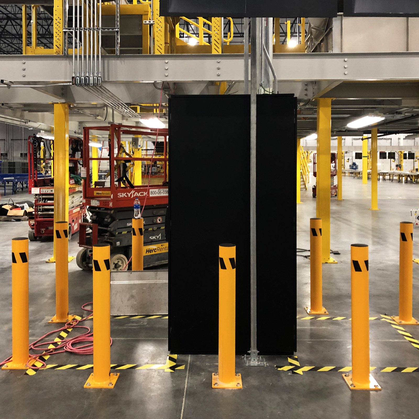 McCue SteelPost 4 Bollard